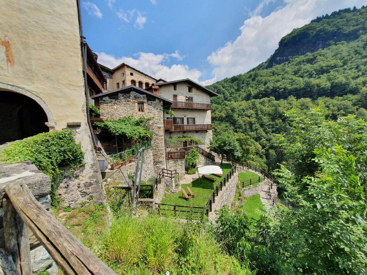 La Tana del Tasso Rooms&Breakfast Camerata Cornello Exterior foto