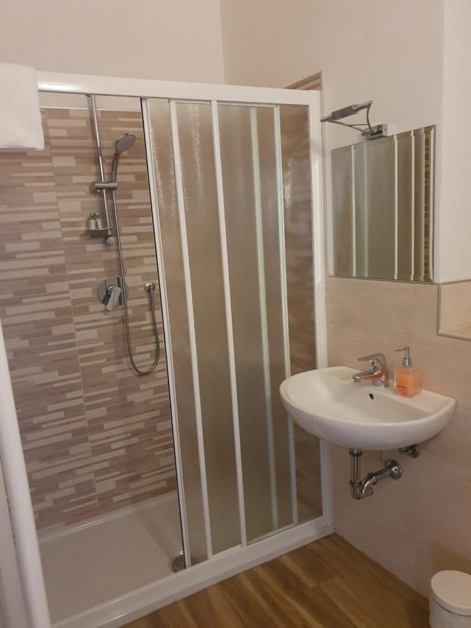 La Tana del Tasso Rooms&Breakfast Camerata Cornello Exterior foto
