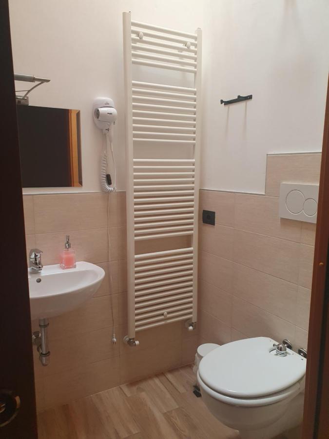 La Tana del Tasso Rooms&Breakfast Camerata Cornello Exterior foto