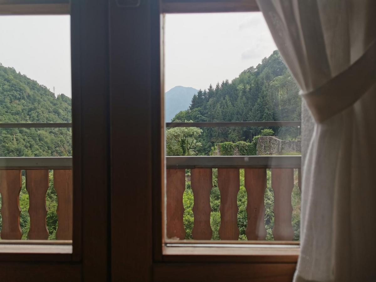 La Tana del Tasso Rooms&Breakfast Camerata Cornello Exterior foto